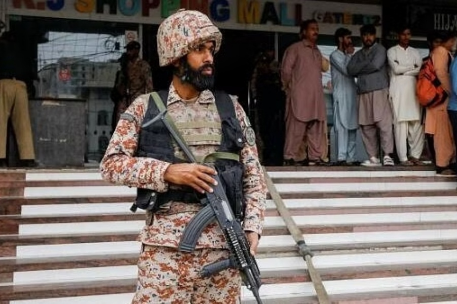 पाकिस्तानमा आतंकवादीसँगको भिडन्तमा ५ सैनिकको मृत्यु