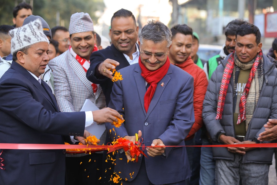 भासिएको ४ महिनापछि सञ्चालनमा आयो कमलादीको सडक