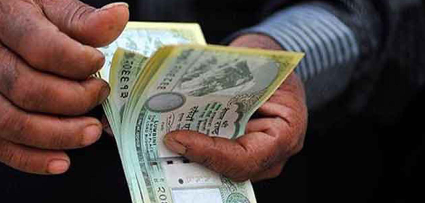 बढी भाडा लिने माइक्रो बसलाई कारबाही