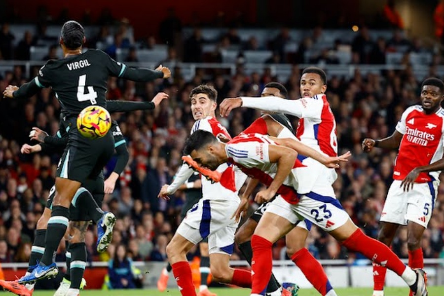 इंग्लिस प्रिमियर लिग फुटबलमा आर्सनल र लिभरपुलले बाँडे अंक 