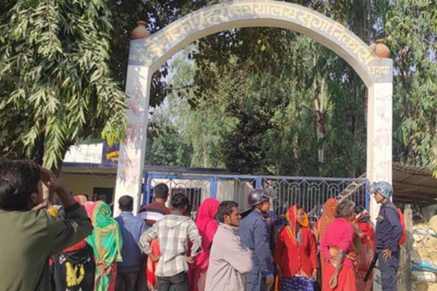 धनुषाको संहपुर तनावग्रस्त, प्रहरीको गोलीबाट २ जना घाइते