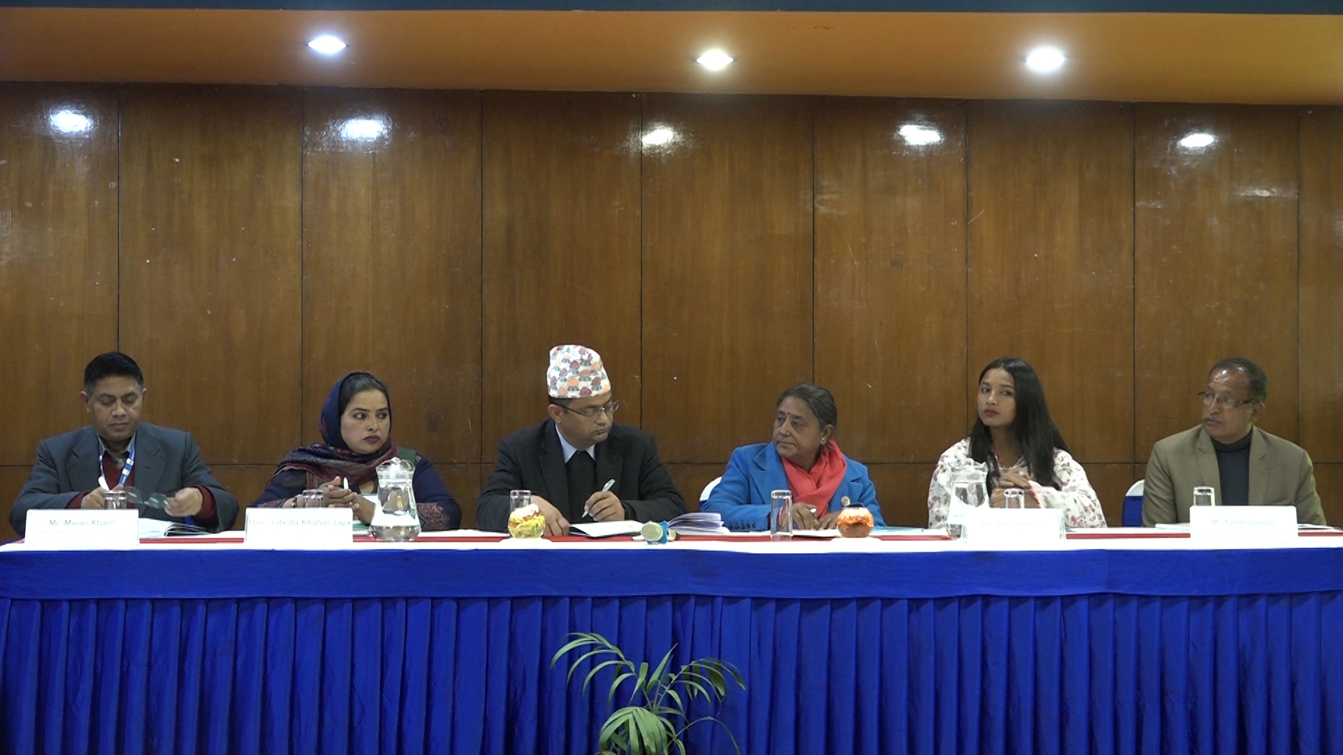 ‘सडक व्यापारलाई तीनै तहका सरकारले कानूनी रूपमा व्यवस्थित गर्नुपर्छ’