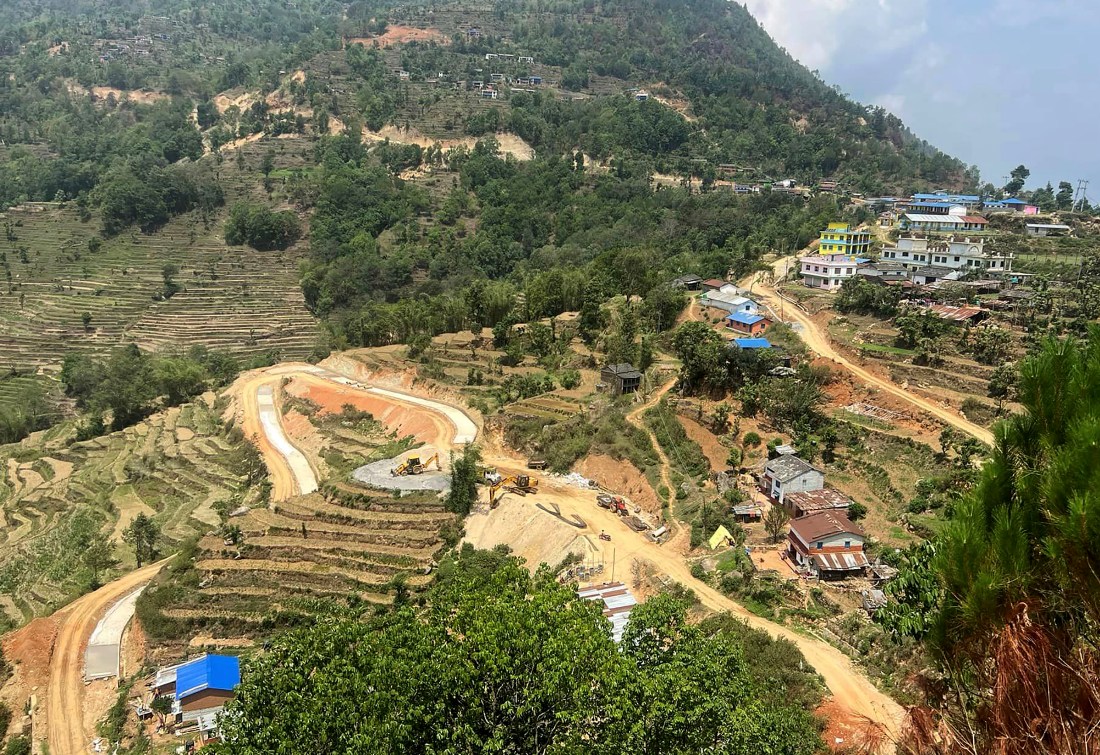 ‘ट्याक’ खुलेको २७ वर्षपछि रत्नेचौर–भकुन्डे सडक कालोपत्रको तयारी