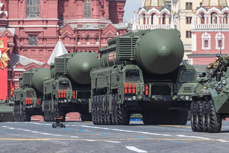 युक्रेन युद्धका बीच आणविक हतियारको सिद्धान्त परिवर्तन गर्दै रुस