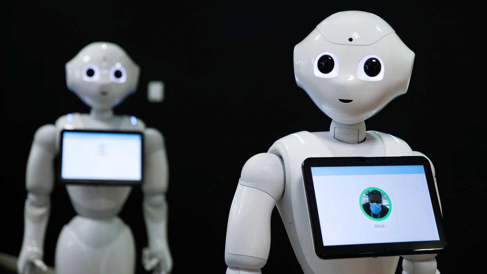 रोबोटको स्वरूपले हाम्रो मानसिकतालाई प्रभावित गर्छ : अध्ययन