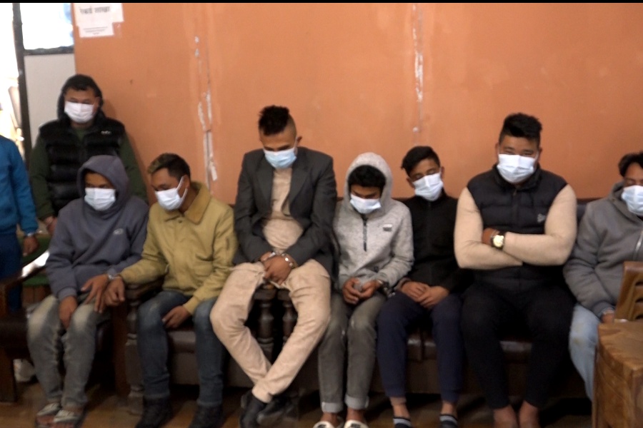 विभिन्न ब्रान्डका नक्कली मदिरा बेचबिखनमा संलग्न ९ जना पक्राउ