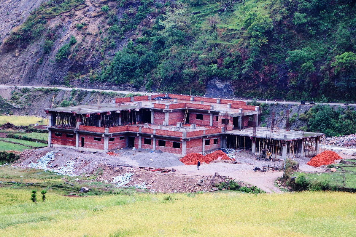 बजेट अभावले बागलुङमा पालिकास्तरीय २ अस्पताल अलपत्र