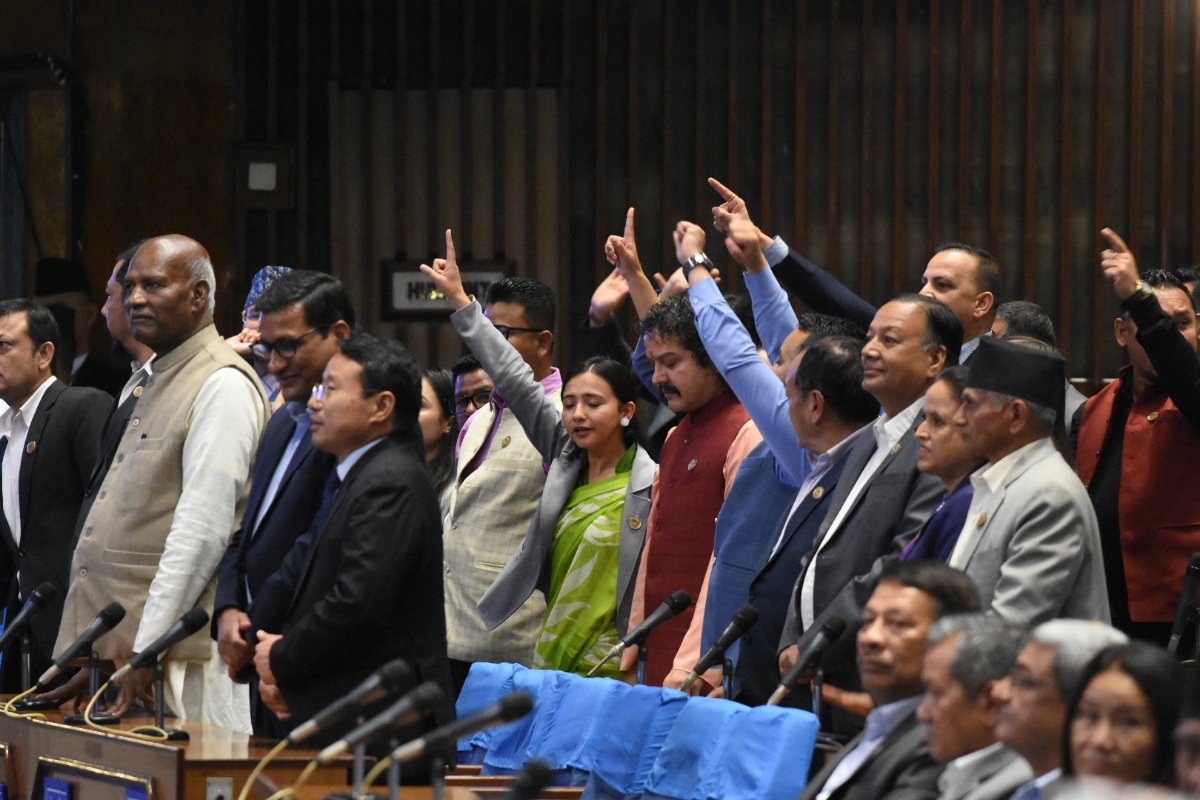 प्रतिपक्षी दलले नाराबाजी गरेपछि प्रतिनिधिसभा बैठक स्थगित