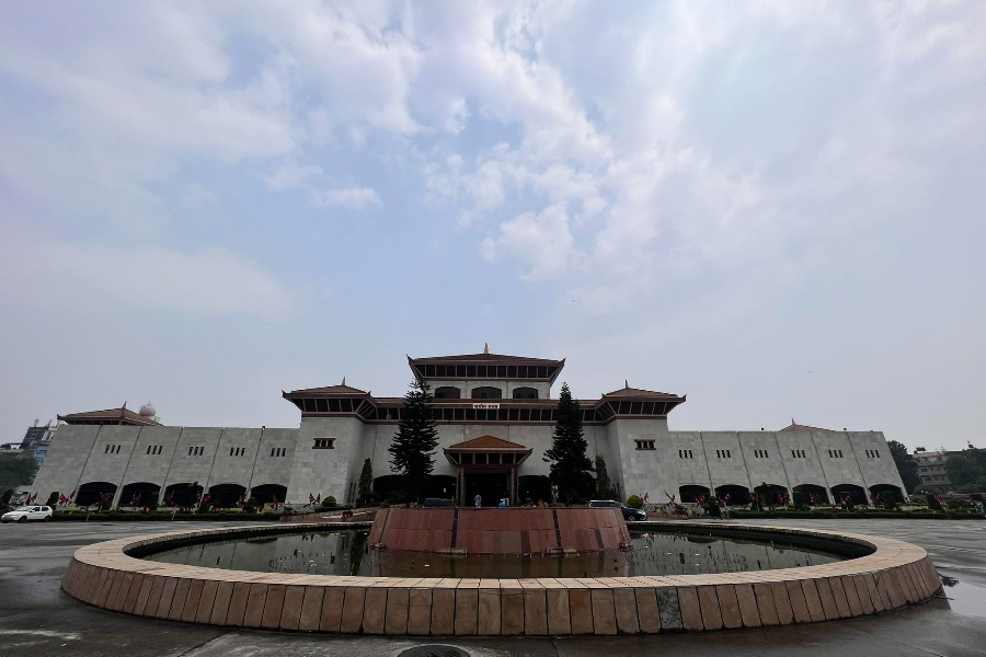 प्रतिनिधिसभा बैठक बस्दै, बजेटमाथि छलफल शुरू हुने