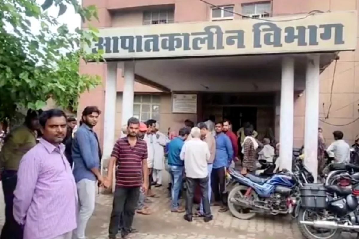 उत्तर प्रदेशमा धार्मिक कार्यक्रममा भागदौड मच्चिँदा २७ जनाको मृत्यु