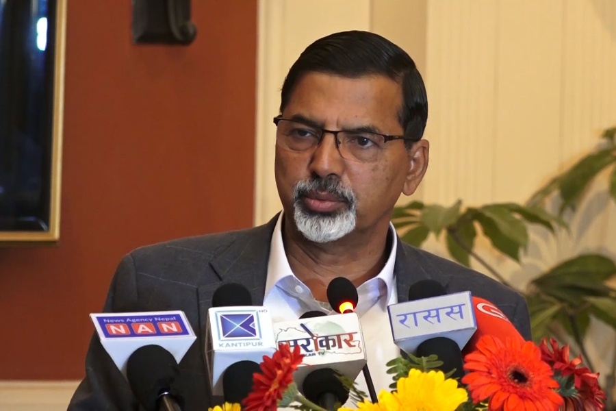 अर्थतन्त्र संकटमा छैन : अर्थमन्त्री शर्मा