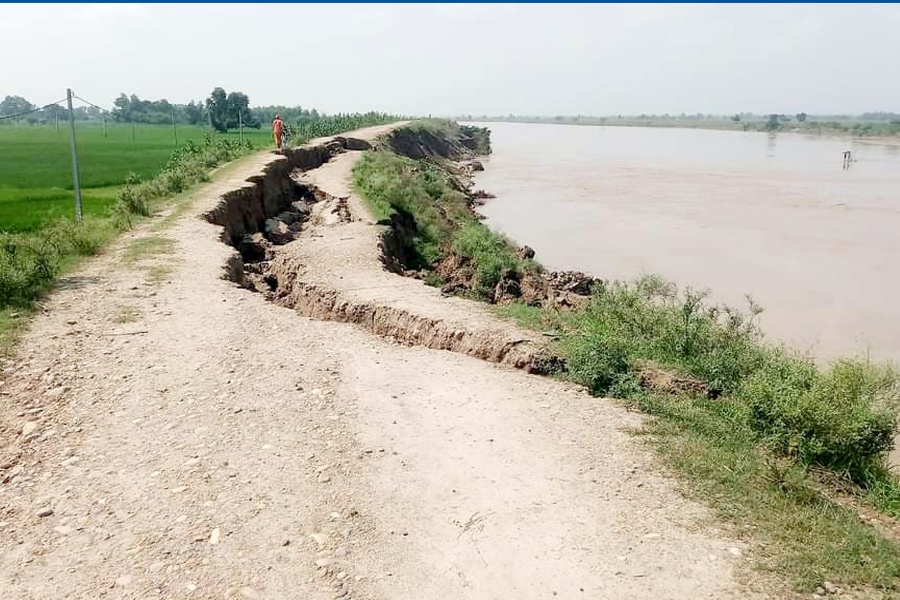 राप्ती तटीय क्षेत्रमा सधैँ बाढीको त्रास, कटान नरोकिए बस्ती नै जोगाउन कठिन 