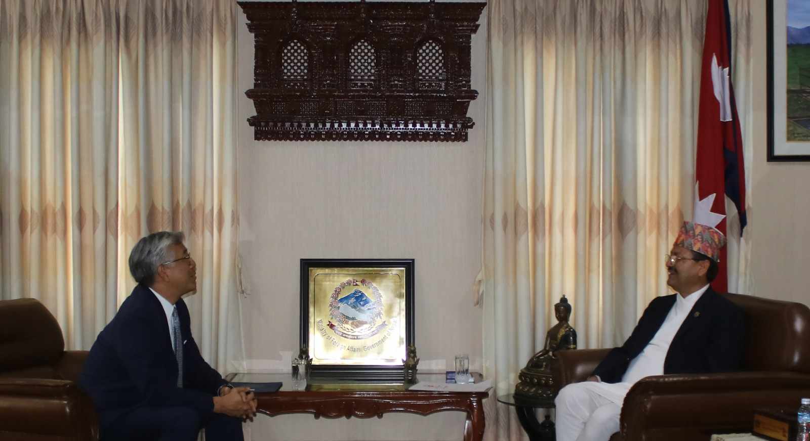 एमसीसी कार्यान्वयनबारे अमेरिकी सहायक विदेशमन्त्री लुको चासो