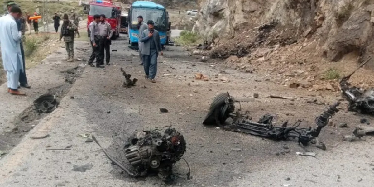 पाकिस्तानमा आत्मघाती बम आक्रमण: ५ चिनियाँसहित ६ जनाको मृत्यु 