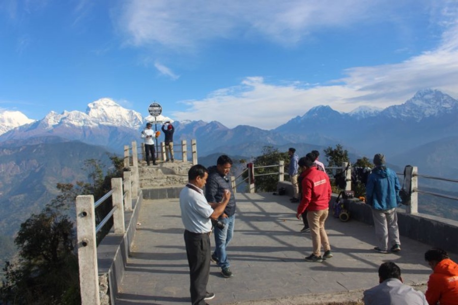 पूर्वाधार बनेपछि बेलुंगामा बढे पर्यटक