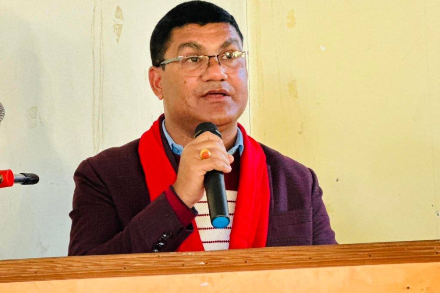 बागमतीका स्वास्थ्यमन्त्री भन्छन्– विशेषज्ञ चिकित्सक काठमाडौँ र भरतपुरबाहेक अन्यत्र जान मान्दैनन्