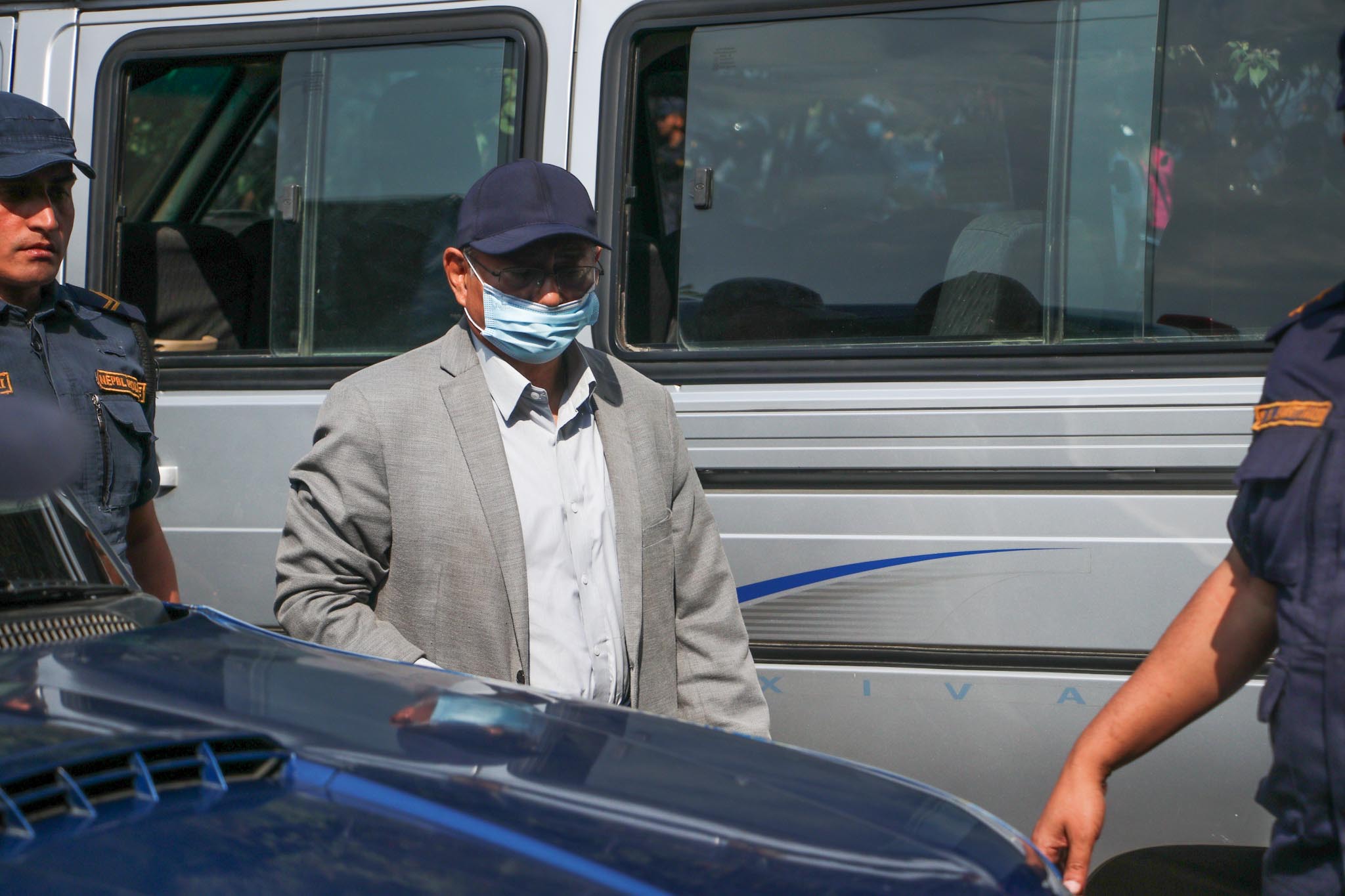 पूर्वगृहमन्त्री खाँणलाई तीन दिन हिरासतमा राखेर अनुसन्धान गर्न अदालतको अनुमति