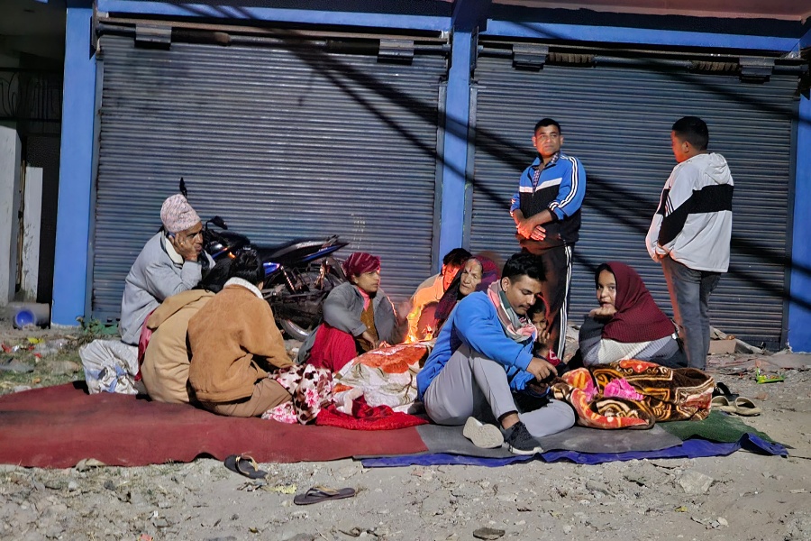 राहतको पर्खाइमा छन् जाजरकोट र रुकुम पश्चिमका भूकम्पपीडित