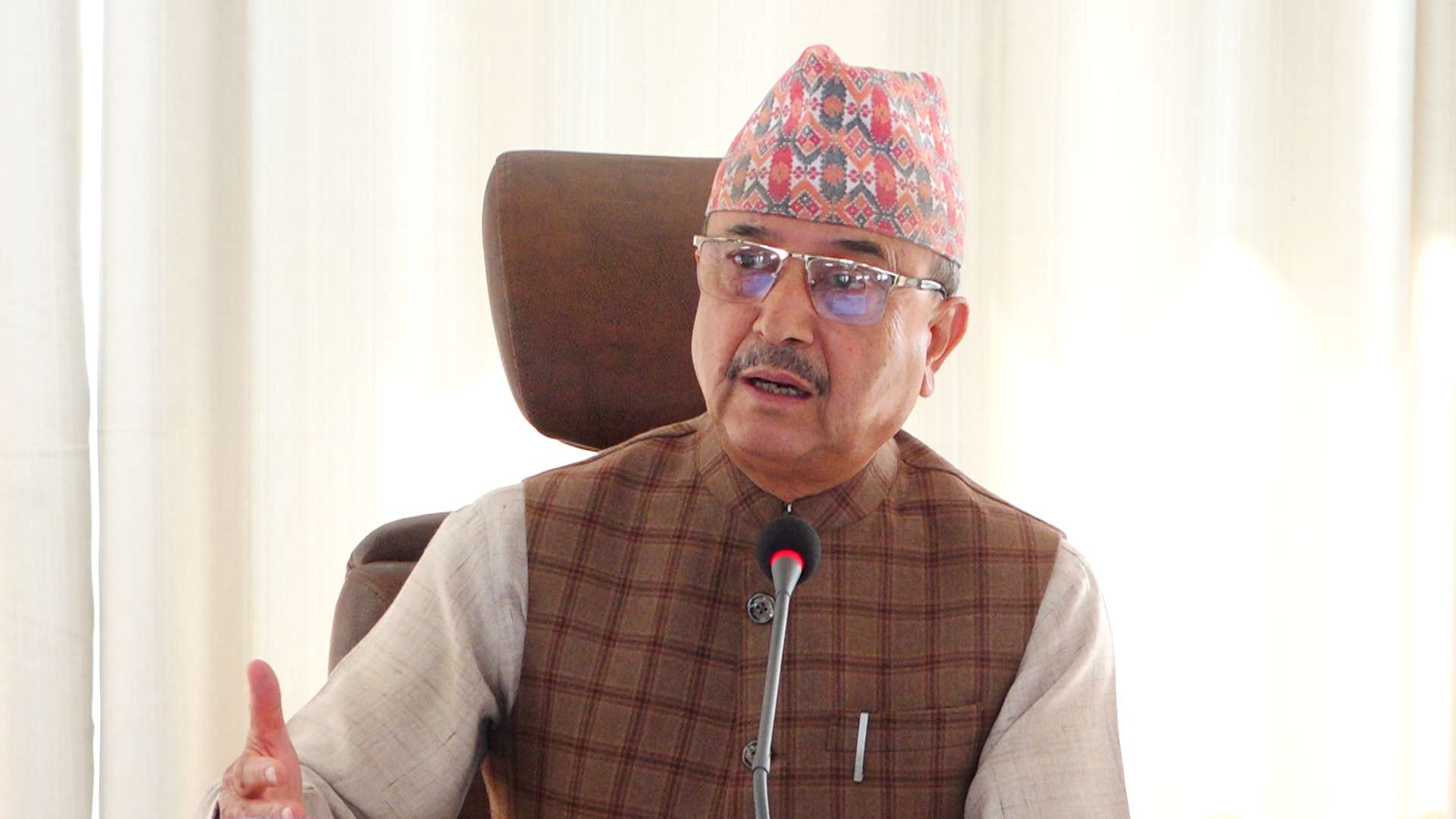 आन्तरिक छलफलपछि कांग्रेस नेताहरू बालुवाटारमा