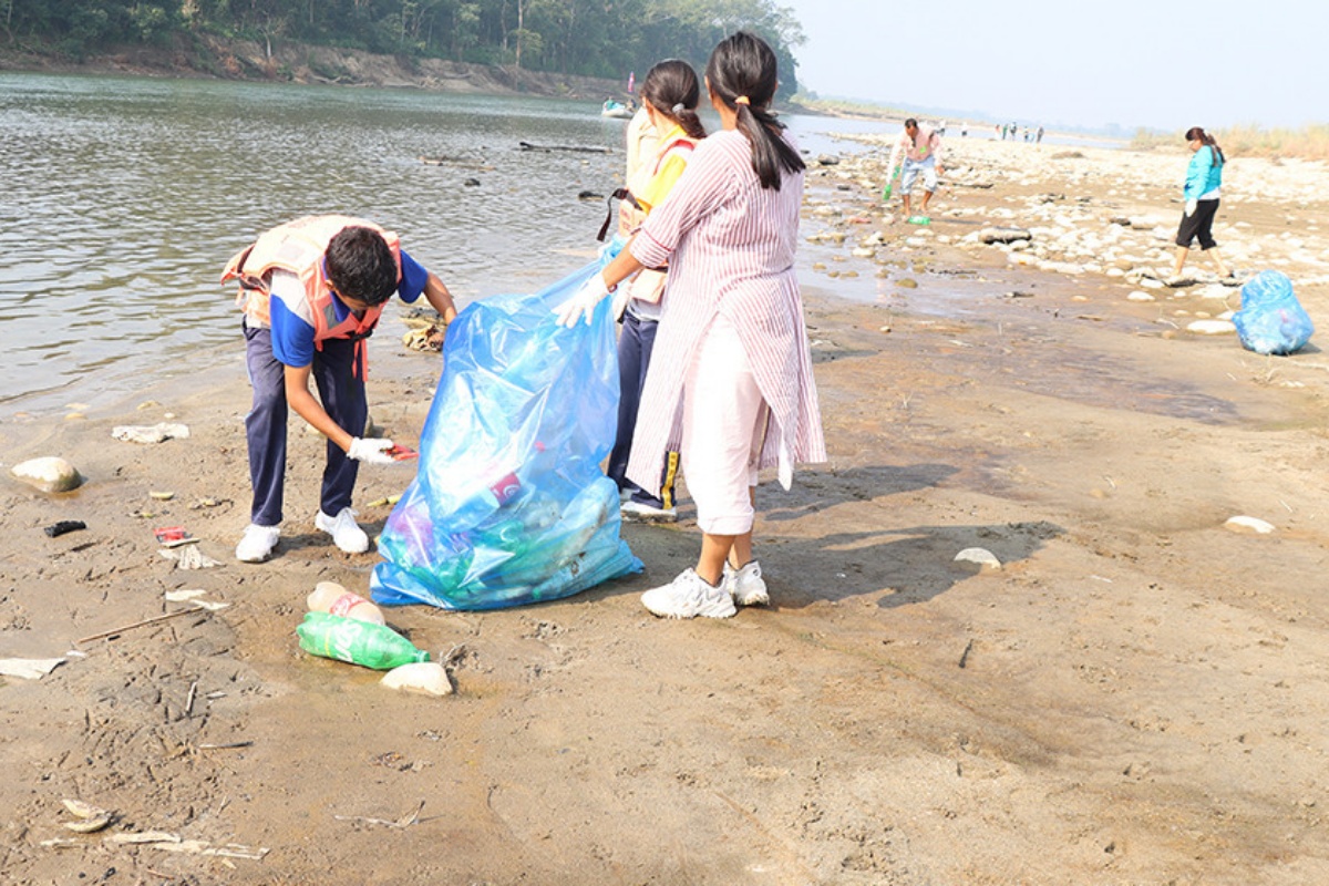 लोपोन्मुख जलचर जोगाउन राप्ती नदी सरसफाइ