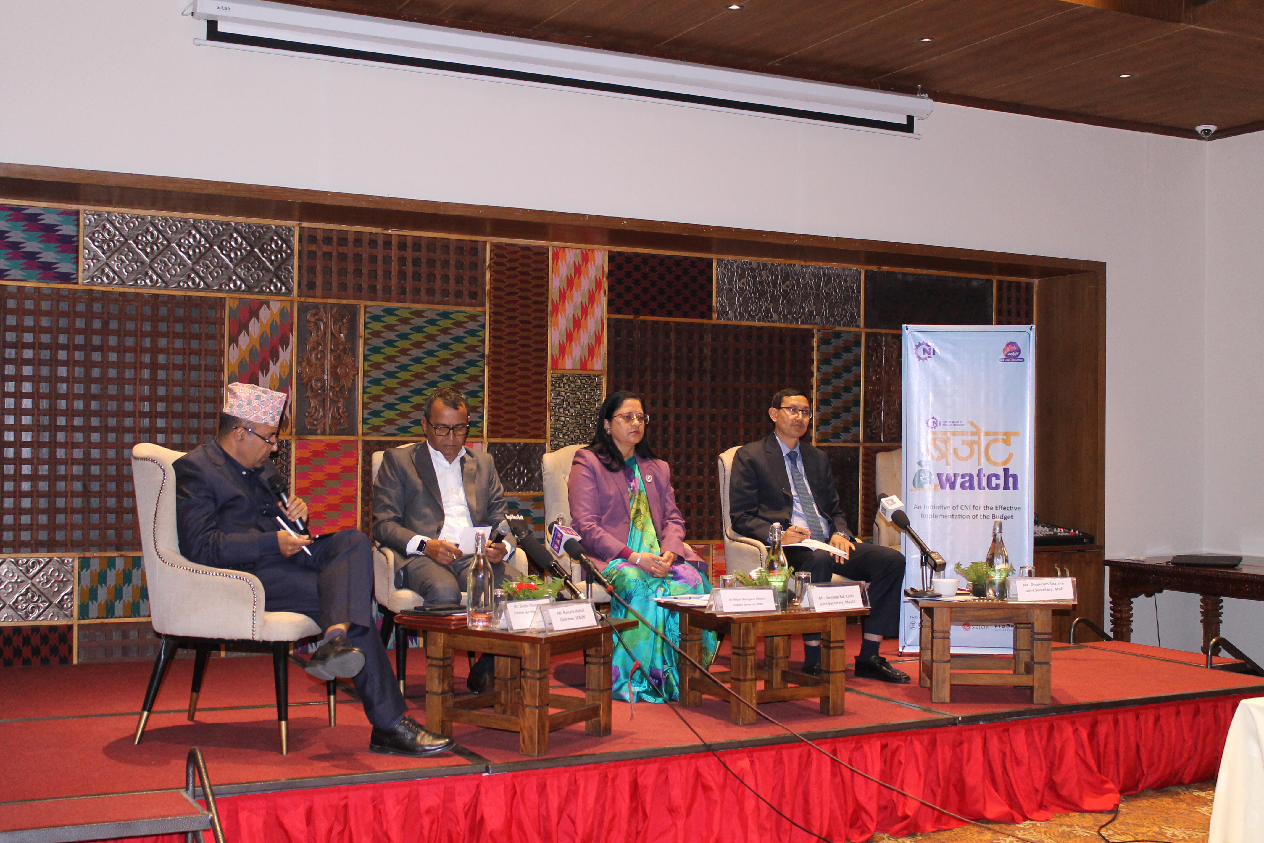 ‘निजी क्षेत्रलाई प्राथमिकतामा राखी बजेटमा समेटिएका ३५ प्रतिशत कार्यक्रम शुरू भएन’