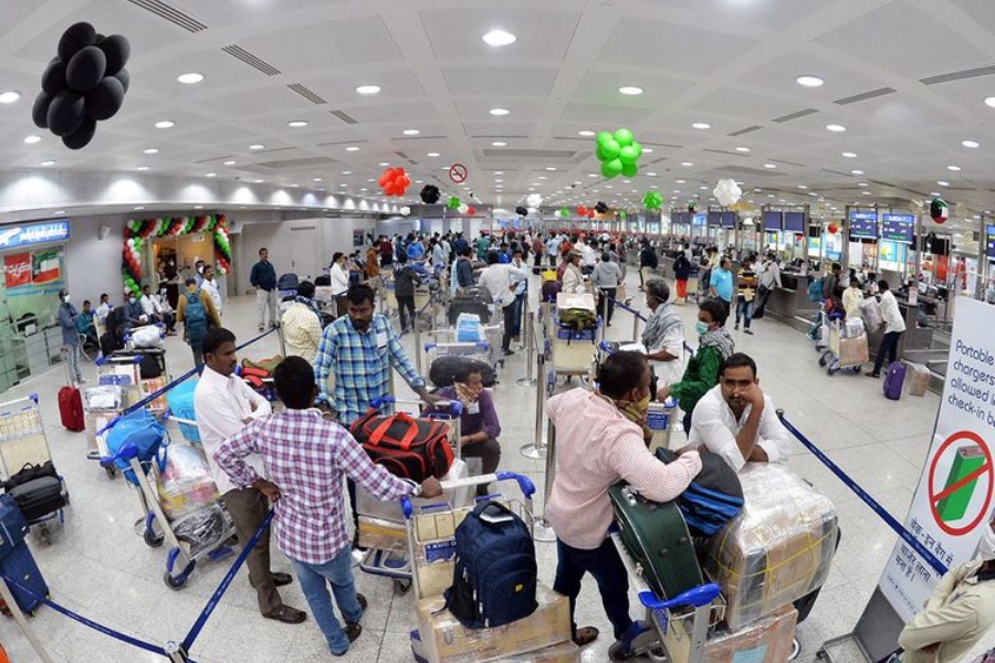 कुवेतमा नियम उल्लंघन गर्ने १ हजार ४७० आप्रवासीलाई देश निकाला 