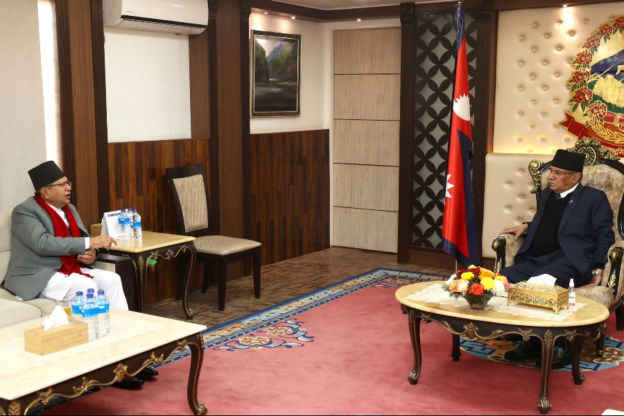 प्रधानमन्त्री दाहाल र सभामुख घिमिरेबीच भेटवार्ता