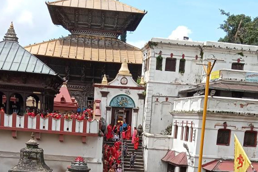 १५ वर्षपछि खोलियो पशुपतिनाथको पूर्वी ढोका