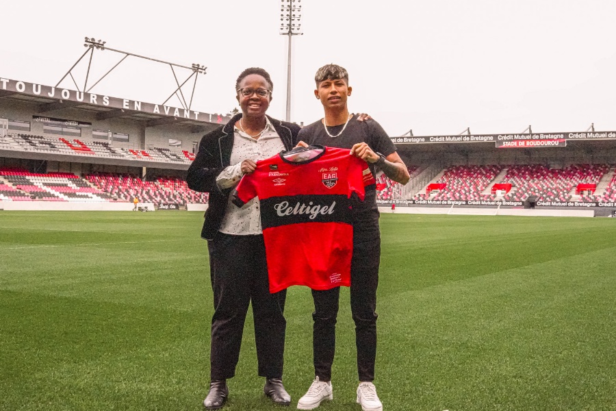 इजरायल हुँदै फ्रेन्च क्लबमा पुगिन् सावित्रा भण्डारी