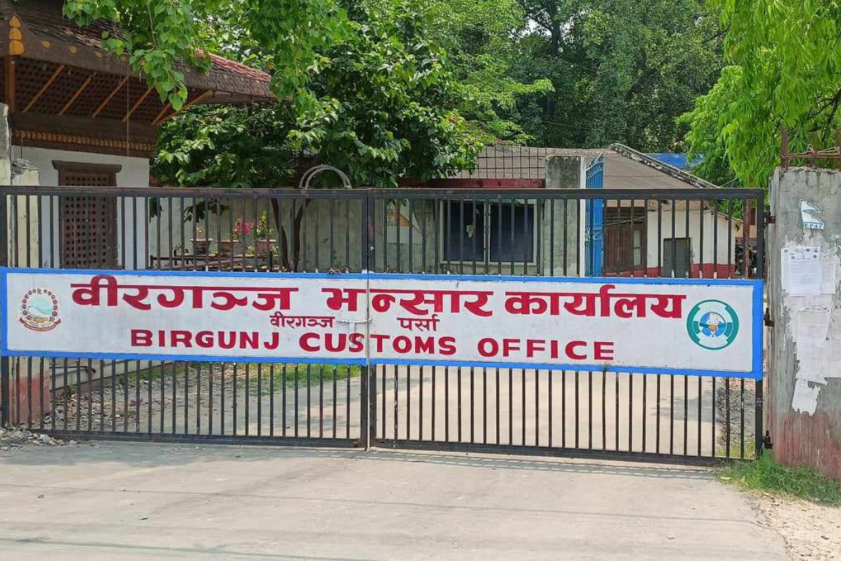 घट्यो वीरगन्ज नाकाबाट चारपाङ्ग्रे सवारीको आयात