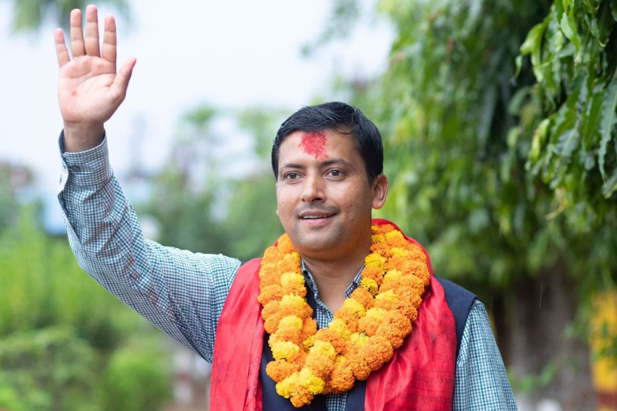 मकवानपुर– २ मा एमालेका महेश बर्तौला विजयी