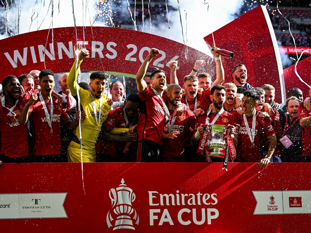 एफए कपको उपाधि म्यानचेस्टर युनाइटेडलाई 