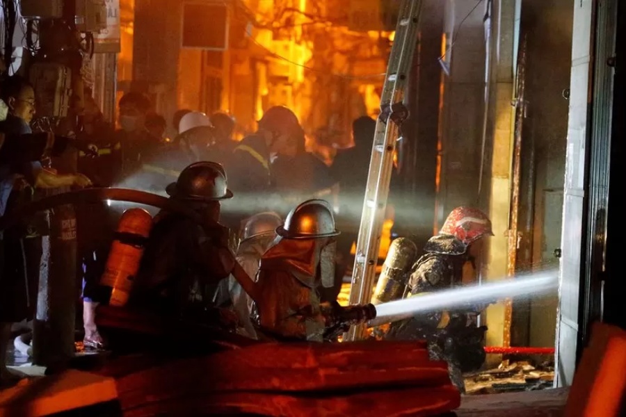 भियतनामको आवासीय भवनमा आगलागी हुँदा ५६ जनाको मृत्यु 