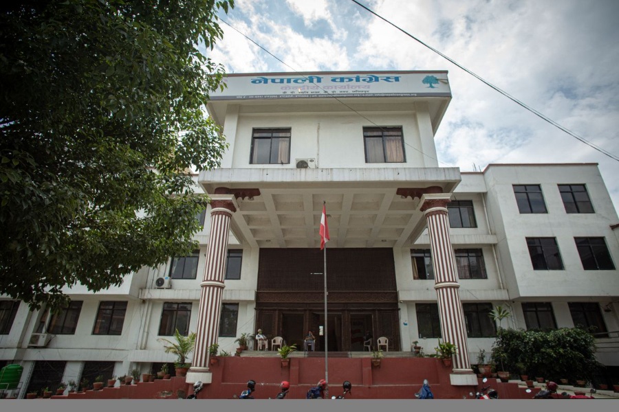 कांग्रेसको समानुपातिक सूचीमा नेता पत्नीदेखि व्यापारीसम्म