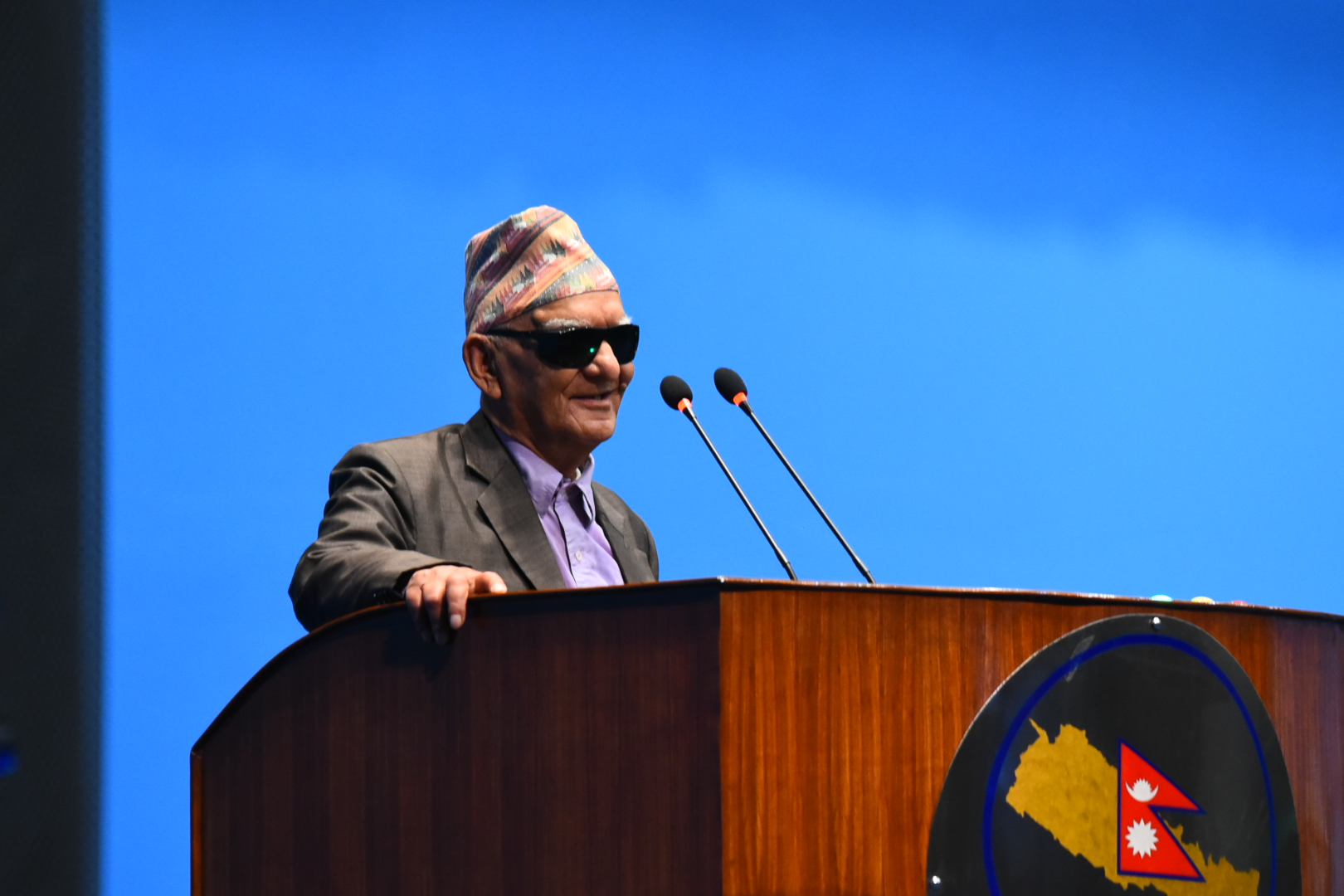 सरकार बनाउने र भत्काउने खेलले देश समृद्ध बन्दैन: चित्रबहादुर केसी