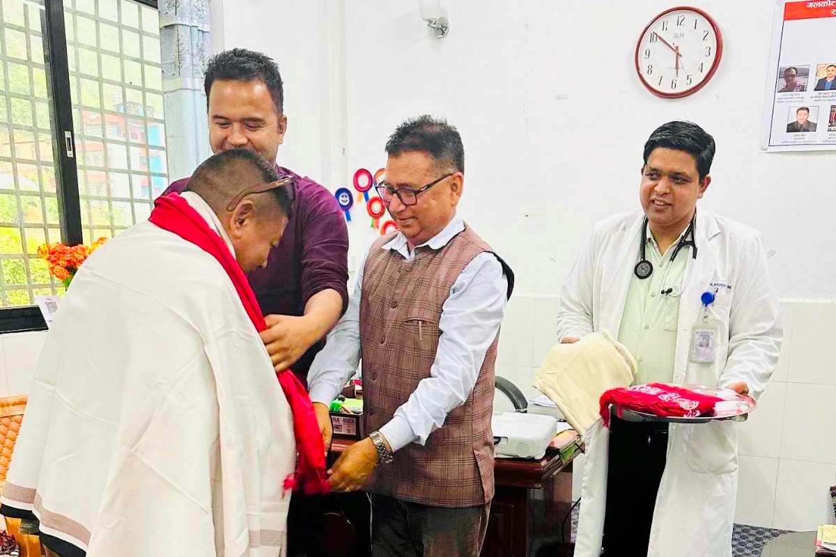 ट्याक्सीचालक विष्णु: जसले १ वर्षमा ४ हजार बिरामीलाई नि:शुल्क सेवा दिए