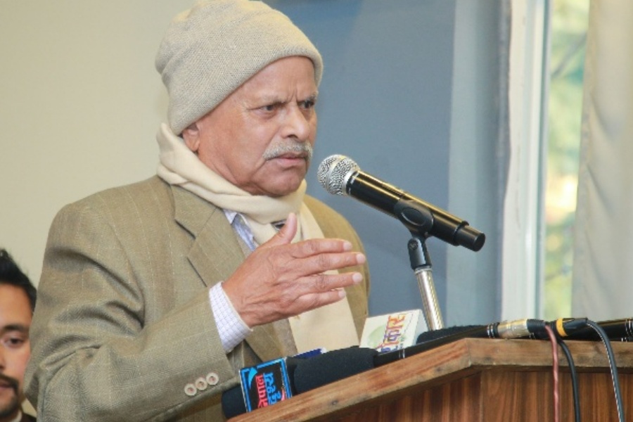 संविधानको पुनर्मूल्यांकन गर्ने बेला भएको छैनः पूर्वराष्ट्रपति यादव