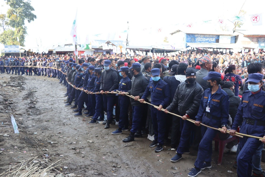 निर्वाचनमा ३ लाख सुरक्षाकर्मी परिचालन, बिहीबार मध्यरातबाट सीमा नाका बन्द हुँदै