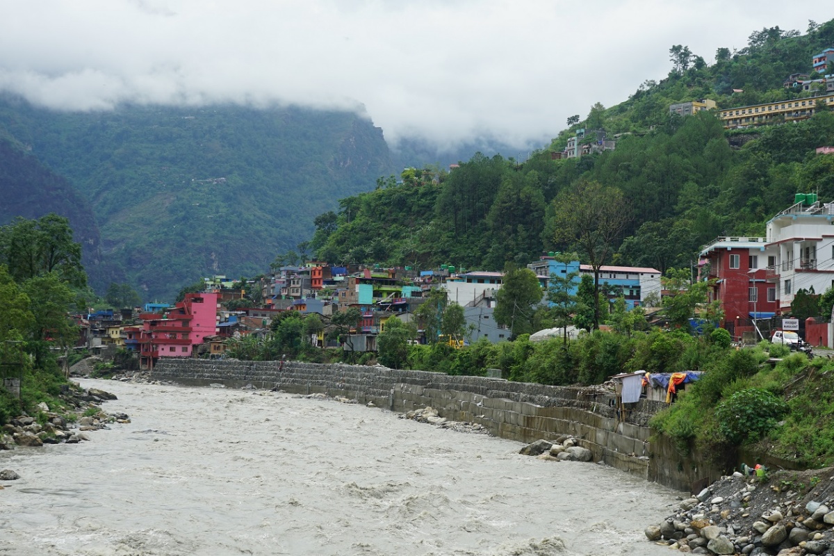 म्याग्दी नदीको कटान रोक्न मंगलाघाटमा पर्खाल