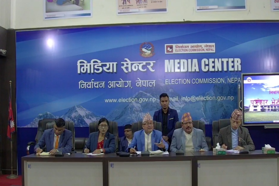 प्रधानमन्त्री र मन्त्रीहरूलाई आयोगले भन्यो– चुनाव प्रचारमा जाँदा अनिवार्य अनुमति लिनू