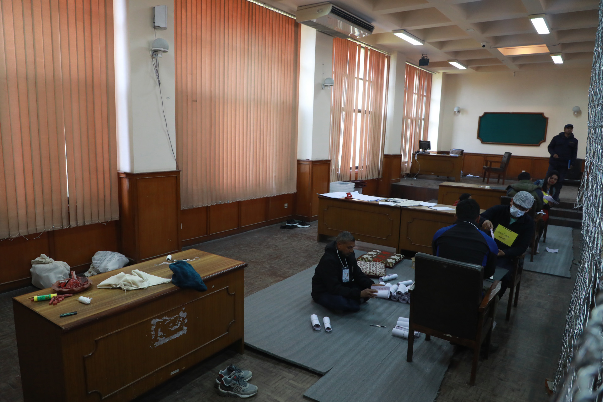 भक्तपुर– १ प्रदेशसभा (क)* प्रारम्भिक चरणमा सत्तागठबन्धन अगाडि