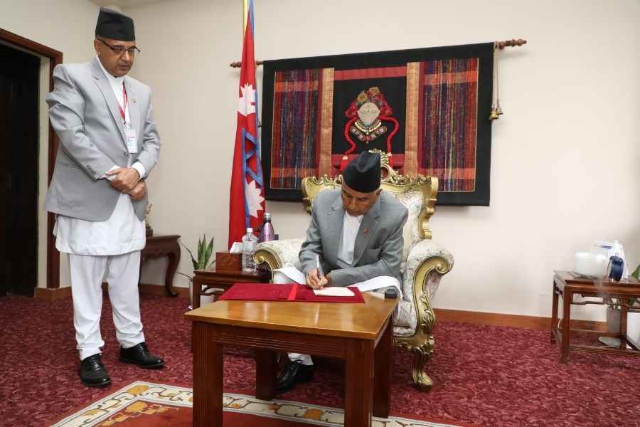 राष्ट्रपतिले गरे तीन प्रदेशप्रमुख पदमुक्त