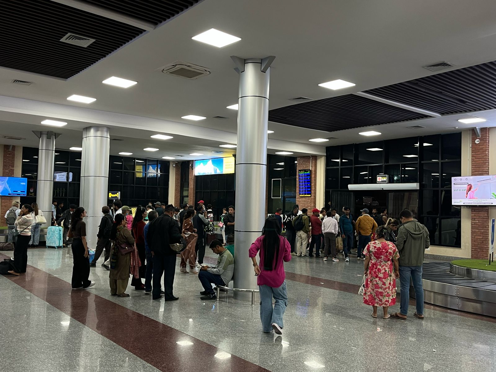 सुरक्षाका कारण रोकिएको त्रिभुवन विमानस्थलको हवाई उडान नियमित