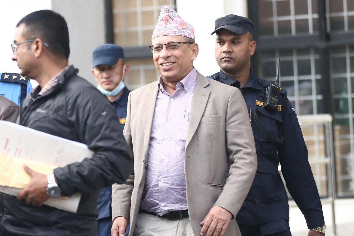 कोशीका पूर्वमन्त्री अधिकारीलाई मुद्दा नचालउने निर्णयविरुद्धको रिट दरपीठ