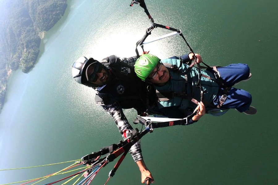 प्याराग्लाइडिङ गर्दै परराष्ट्रमन्त्री साउदले भने– पोखरामा पर्यटन व्यवसाय पूर्ववत् अवस्थामा फर्कन्छ