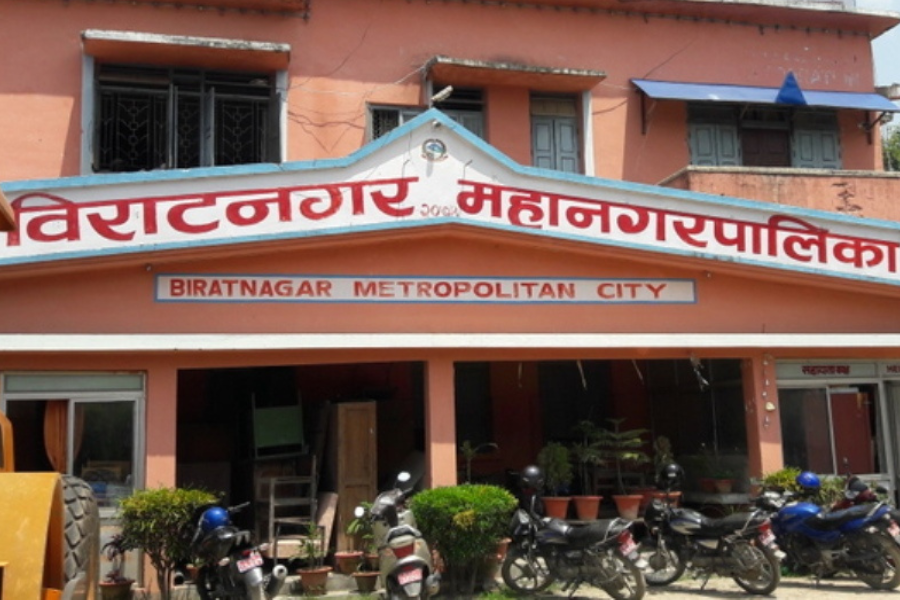 विराटनगर महानगरले तीन नगरप्रहरीलाई जिम्मेवारीबाट हटायो