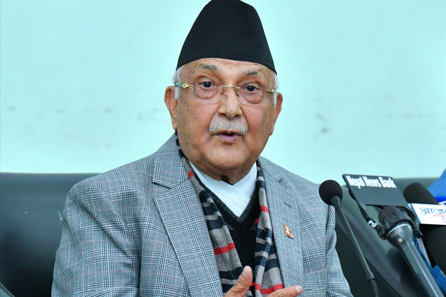 राष्ट्रपति र प्रधानमन्त्री संविधान सिध्याउने काममा लागेको ओलीको आरोप