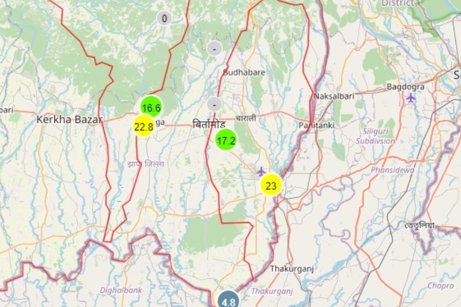 झापाका विभिन्न स्थानमा भारी वर्षा, तटीय क्षेत्रमा सतर्कता अपनाउन आग्रह