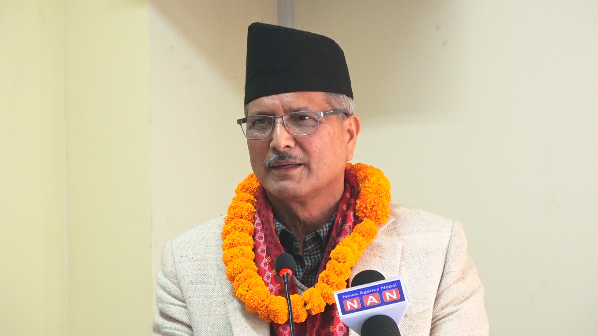 माओवादी स्थिर बस्ने पार्टी होइन :  हरिबोल गजुरेल