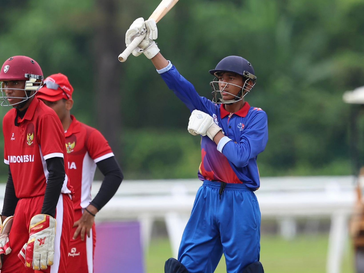 नेपालले इन्डोनेसियालाई दियो ४२१ रनको लक्ष्य, प्रसिद्धको शतक